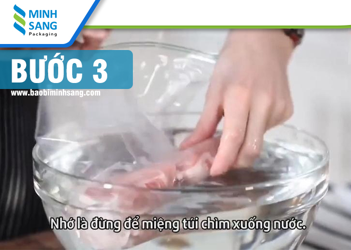 Cách hút chân không túi Zipper