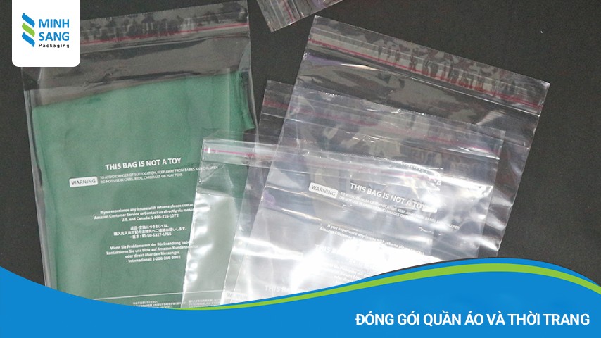 Đóng gói quần áo và thời trang